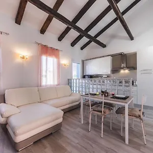 Ca' Laura - Centro - 10 Min From Venice Apartment Murano